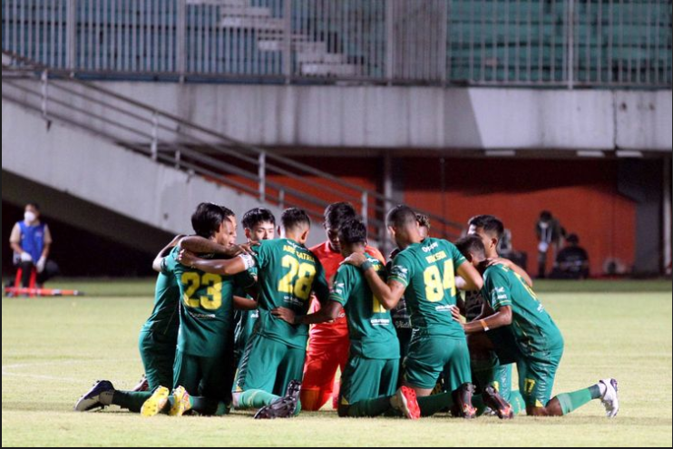 Aji Santoso Pelatih Persebaya Surabaya Bangga Melihat Para Pemainnya